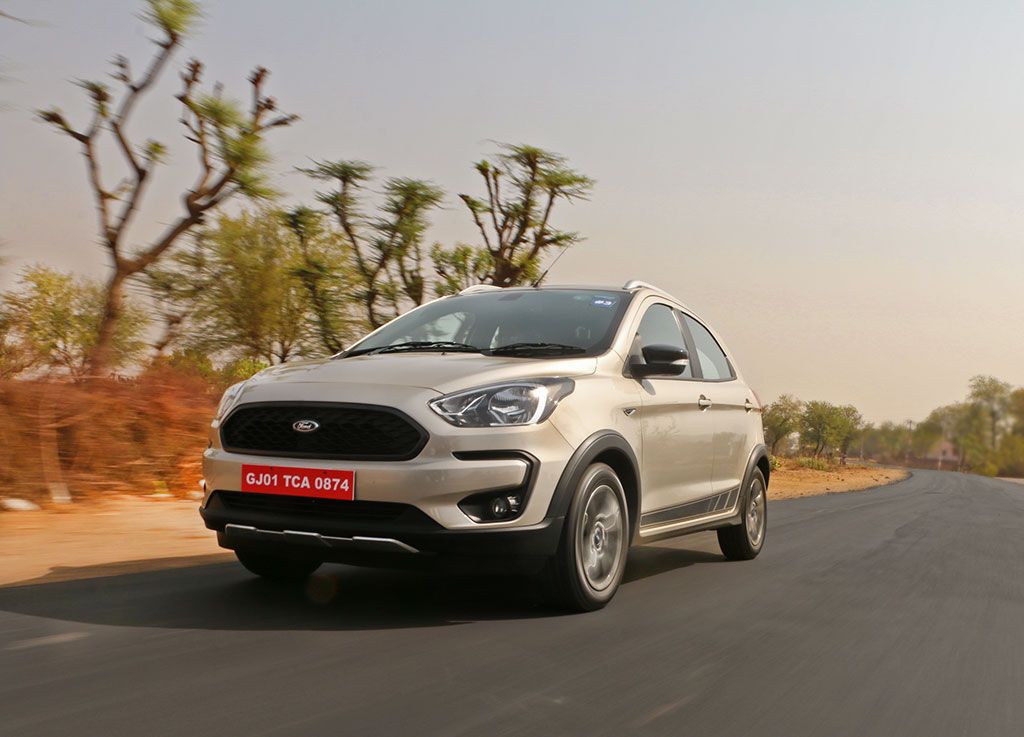 Ford Freestyle Review Test Drive Ford Claims A Mileage Of 19 Kmpl For The Petrol And Car Returned 14 To 15 During Test Drive Which Included Some Extreme Driving As Well