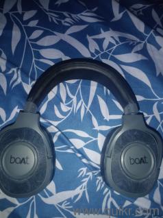 Boat rockerz 550 Bluetooth headphones