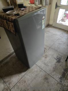 180 litre good condition fridge