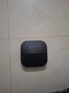 logitech mobile speakerphone P710e