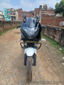 Bajaj Pulsar 220 F - 2016