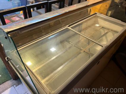Display freezer ready to sale .....