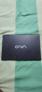 8 Gb ram with 512 gb ROM, 15.6 inch screen and weight 1.77 kg