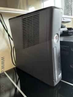 Xbox with controller and 1 free game 