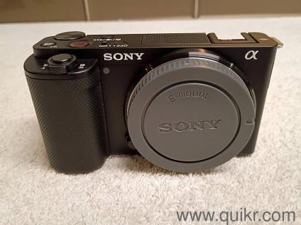 New and Original Sony ZV-E10 Mirrorless Camera with E PZ 16-50mm F3.5-5.6 OSS II Interchangeable Lens, Complete Accessories and Warranty.