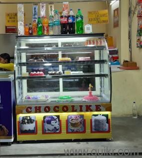 Cake/Pastry cold cabinet (curved glass) for Sale