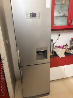 Not a single defect, both are in working conditions and max 10 years only