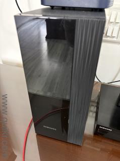 Samsung HT-E350k model which includes two small speakers one big speaker one sound bar one dvd too.Excellent working condition no damages excellent sound quality