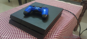 PS4 - PLAYSTATION 4 STAMDARD WITH GAME