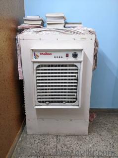 Get ready to beat the summer heat with this incredibly powerful Khaitan orina cooler