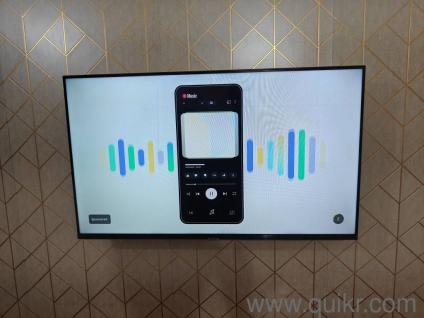 Samsung - 1 year old - 43 inch smart tv up for sale