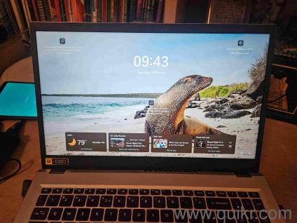 Acer Aspire A315-24PT lightly used- 0.5 TB Hard Drive, 16 GB RAM