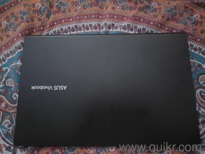 good condition no ay issue space 8/512 