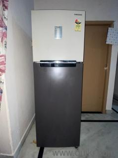 Whirlpool Double Door Frost Free 267 L New