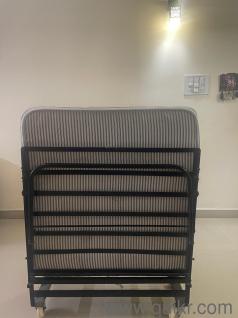 Springtek Rollaway foam and wrought iron folding single bed with 6 inches bed