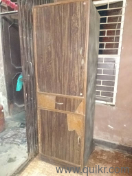 i want new Almirah so I sell old one 