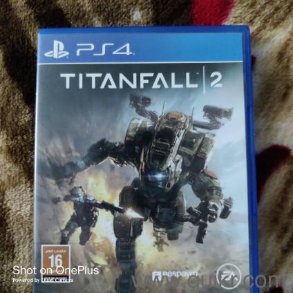 TITANFALL2 GOD OF WAR 3 AND 4 AND LOU2