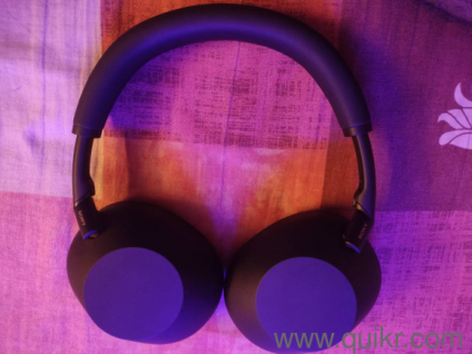 Sony Xm6 headphones brand new product 
