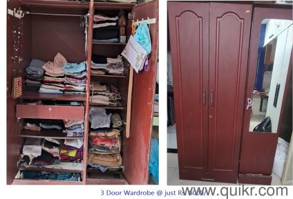 Compresed wood with 2+2+1 doors, decently used. Best quality mirror. Full Deal- 6500/-