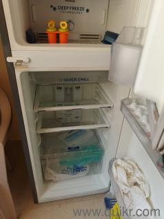 Double door fridge with 242ltr good condition