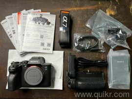 Unused original Sony Alpha a7S III 12.1MP Mirrorless Camera with Sigma lens and accessories 
