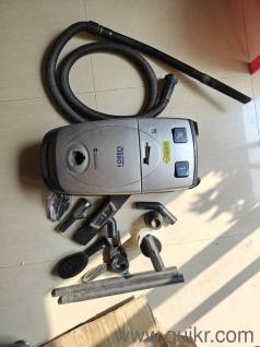 Vaccum cleaner with 1300w power with both suction/blower for sell