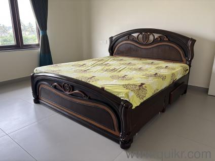 Cot with storage and mattress