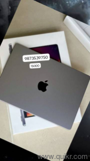 Apple MacBook Air Laptop with M2 chip 8GB RAM, 256GB SSD Storage in warranty call and whatsapp me 987353..9705