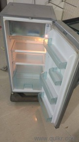 Samsung Single door refrigerator in good condition for sale