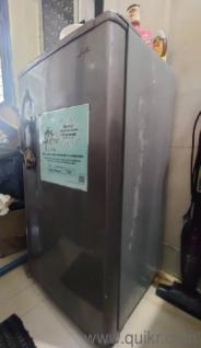 LG medium size fridge