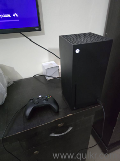 Xbox Series X, Hardly used, 1TB Storage, with controller 