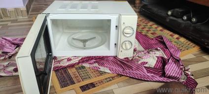 microwave oven