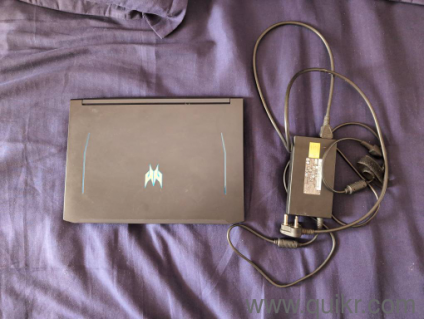 Acer Helios 300 Gaming Laptop Core i7 RTX 2060