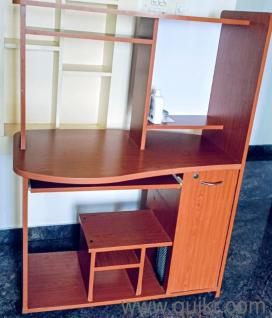 Computer table made of engineered wood