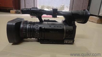 Three Battery's with camara bag