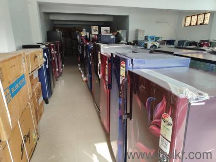 d2 fridge brand new condition with 1 year warranty 