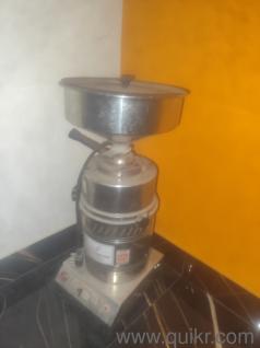 Coffee bean grinding machine 