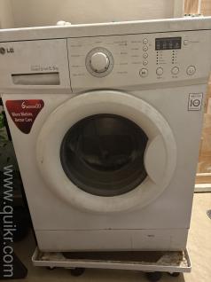 Fully automatic top load LG 5.5kg Washing machine