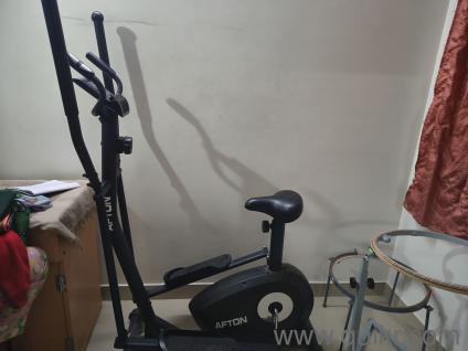 Eliptical for Sale. It's 11 months old and unused product. Can hold 120kg of human weight without any damage.