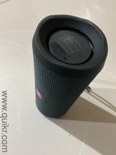 JBL Flip Essential 2 Bluetooth Speaker (Like New, Purchased March 2025)
