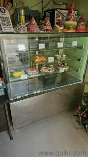 barely used bakery display cool machine 