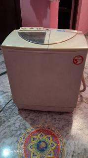 Fully working machine. No parts missing. No dents. Every switch working. 5000 rs