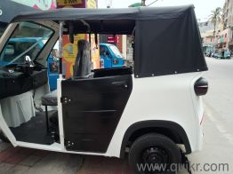 Montra Electric Auto Riksha