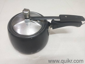 Hawkins 3L Pressure Cooker in good condition