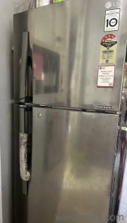 LG 310l refrigerator for sale in good condition