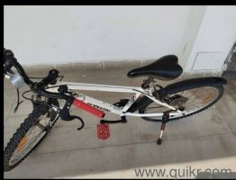 BTWIN Gear Cycle  6 Speed  Good Condition  Non Negotiable