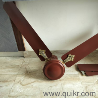 Used Crompton Ceiling fan 1400mm 4 wings in good condition. with safety wire. suitable for big rooms.