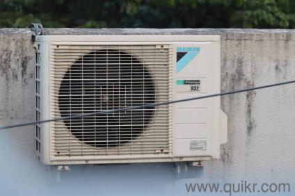DAIKAN AC GENTLY USED