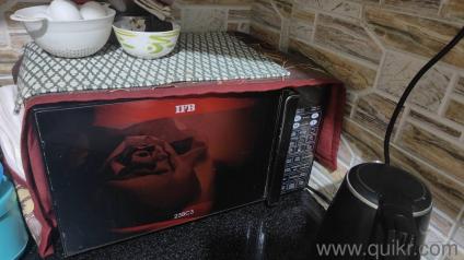 All functions microwave oven with convention,grill and microwave in very good condition