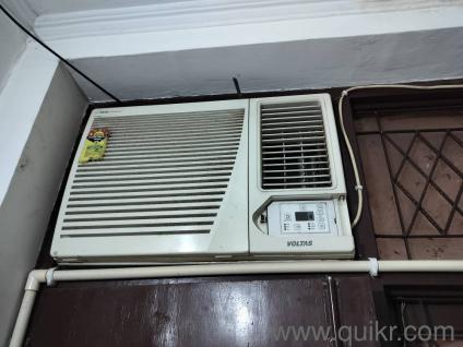 voltas 1.5 ton window AC in good working condition 